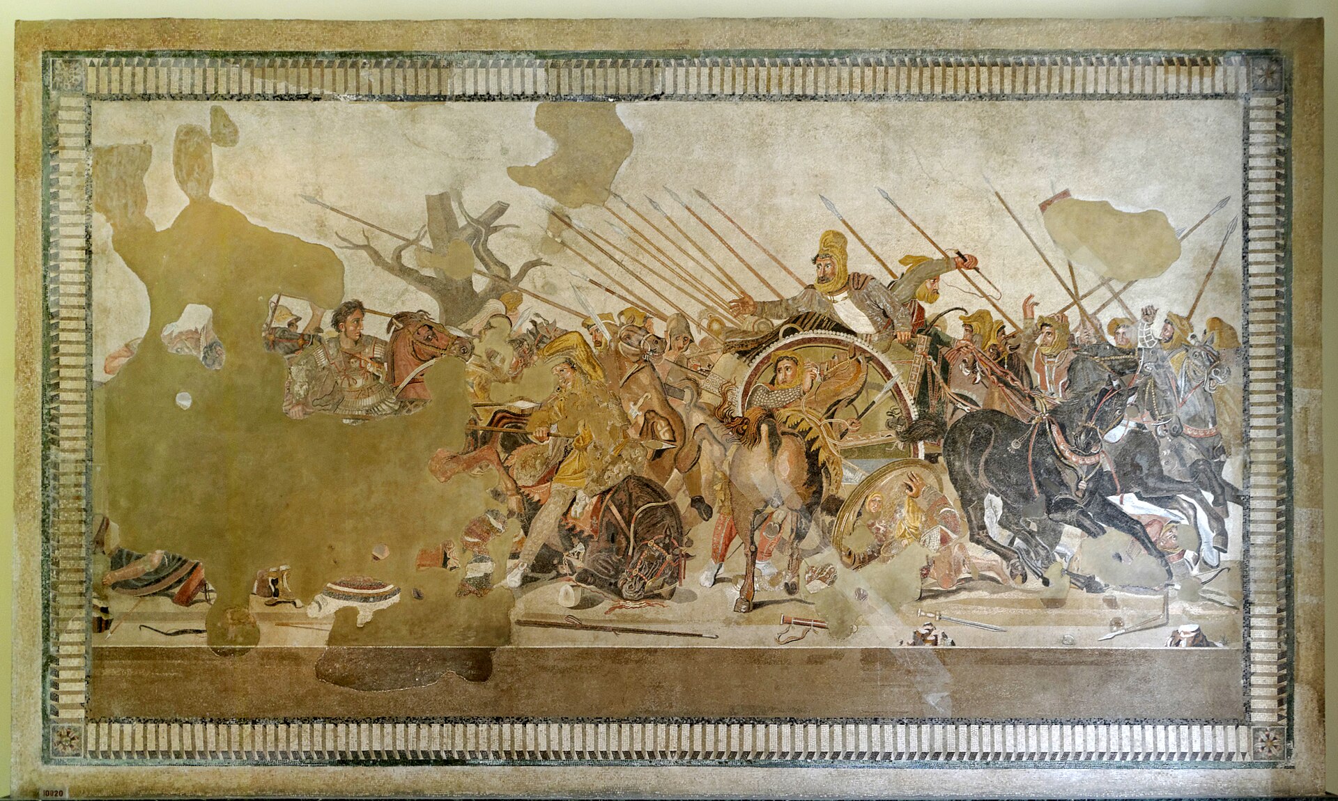 x-attachments/1920px-Battle_of_Issus_mosaic_-Museo_Archeologico_Nazionale-_Naples_2013-05-16_16-25-06_BW.jpg700
